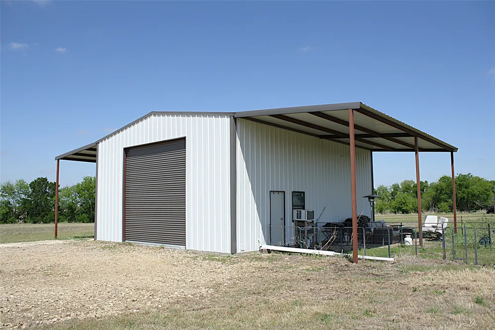 8821 County Road 133 Burlington, TX 76519