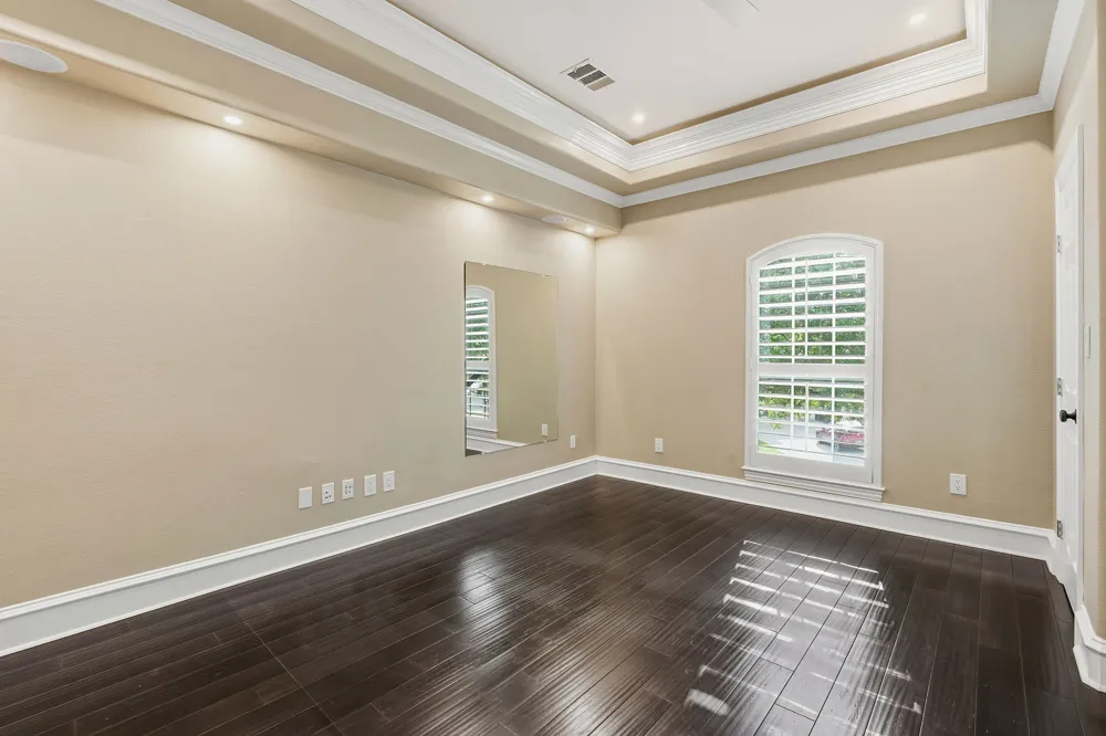 1917 Lakecliff Hills Lane Austin, TX 78732