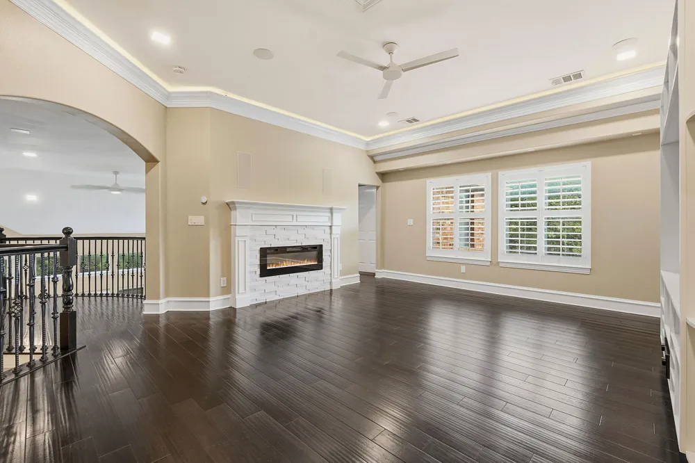 1917 Lakecliff Hills Lane Austin, TX 78732
