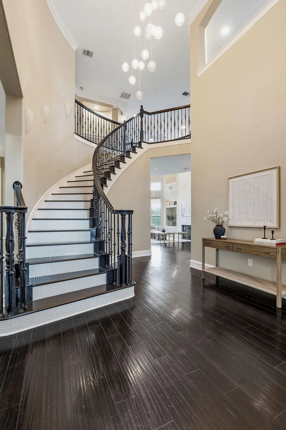 1917 Lakecliff Hills Lane Austin, TX 78732