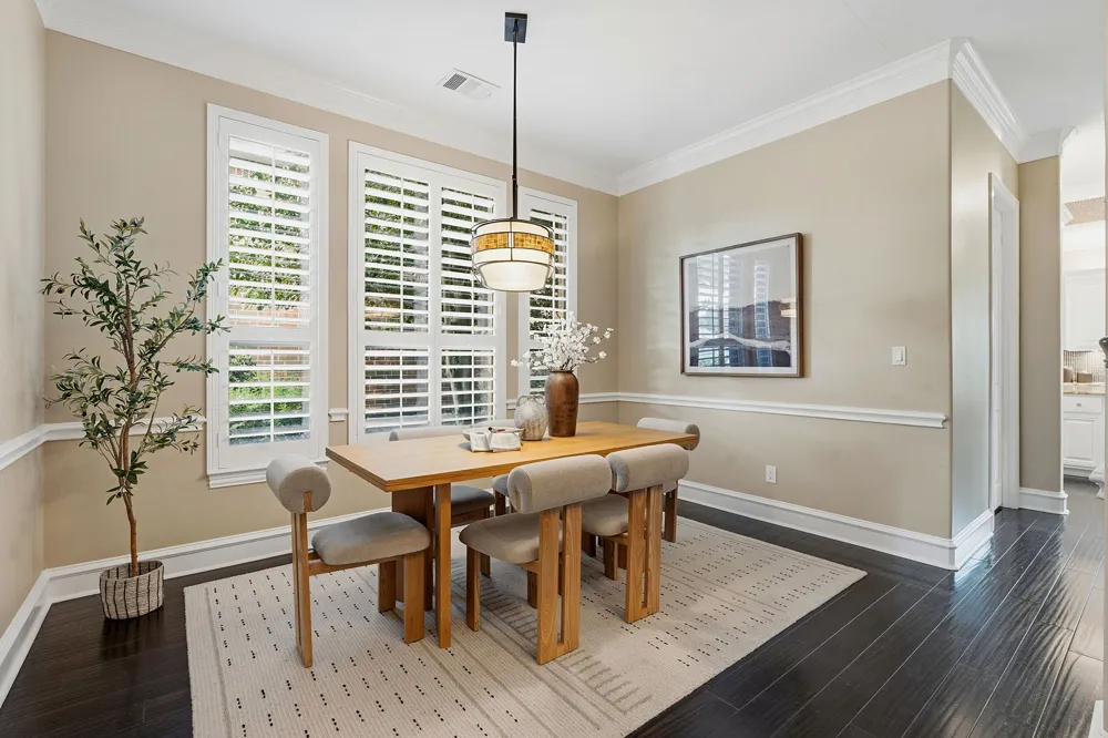 1917 Lakecliff Hills Lane Austin, TX 78732