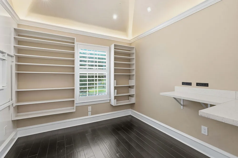 1917 Lakecliff Hills Lane Austin, TX 78732