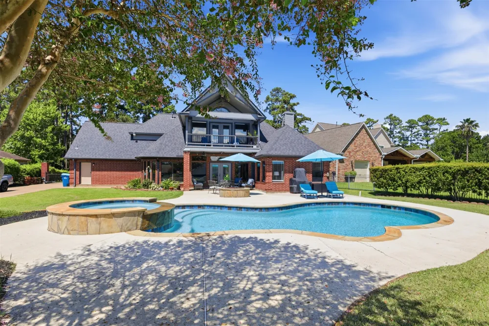 12710 Aries Loop Willis, TX 77318