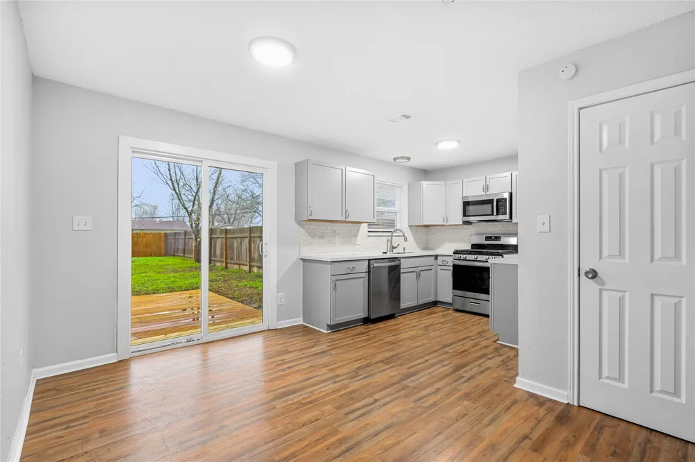 10511 Man O War Avenue Austin, TX 78719