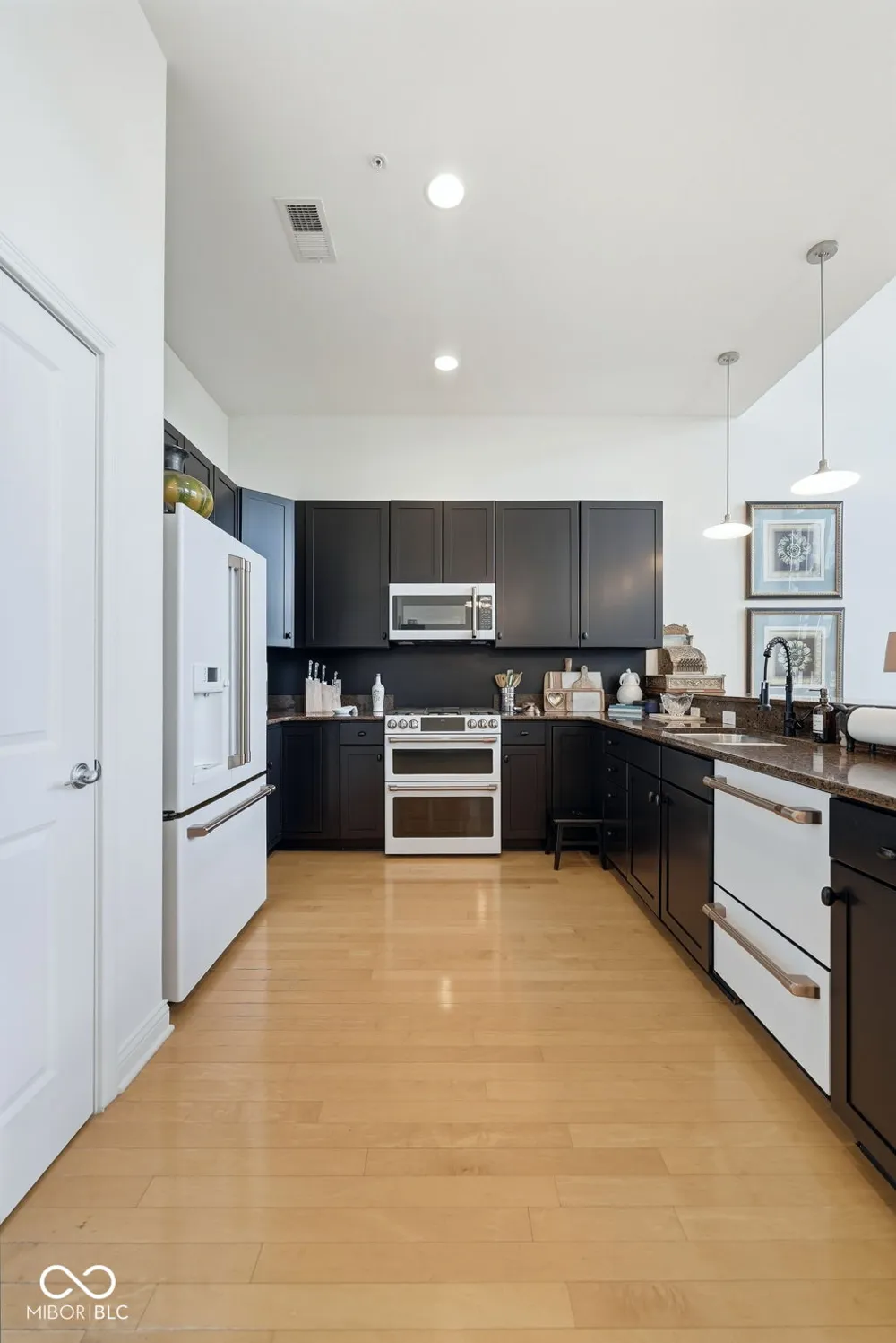 350 Meridian Street #403 Indianapolis, IN 46204