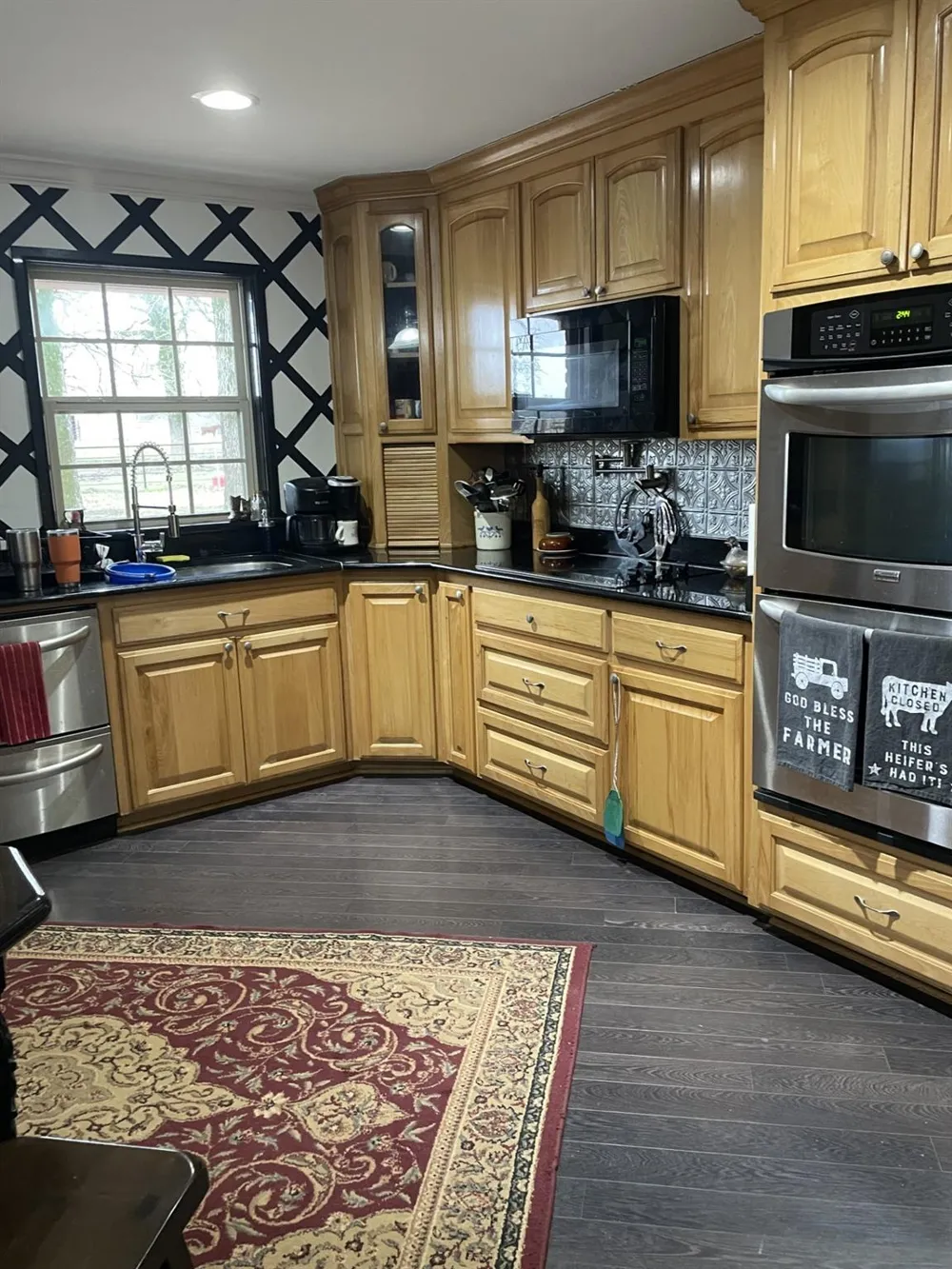 511 County Road 161 Long Branch, TX 75669