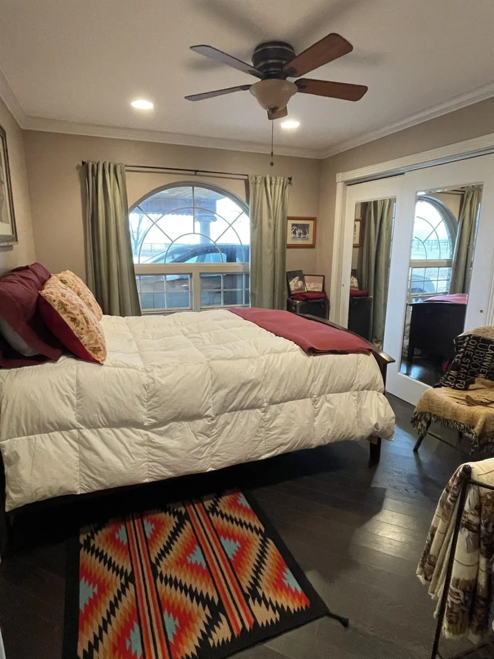 511 County Road 161 Long Branch, TX 75669