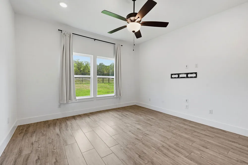 1102 Sage Thrasher Circle Dripping Springs, TX 78620