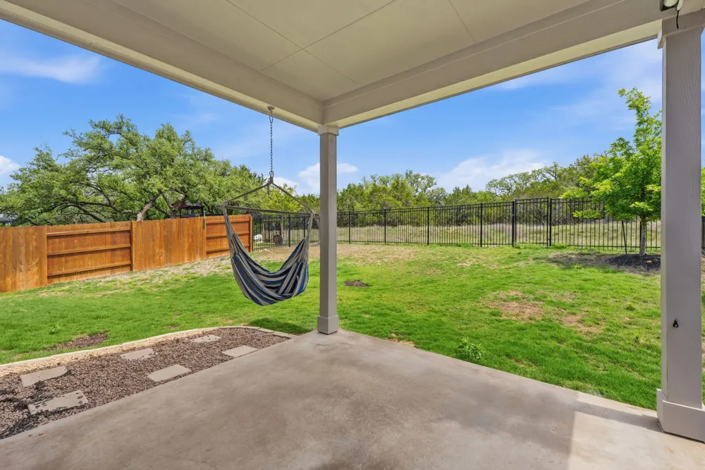 1102 Sage Thrasher Circle Dripping Springs, TX 78620