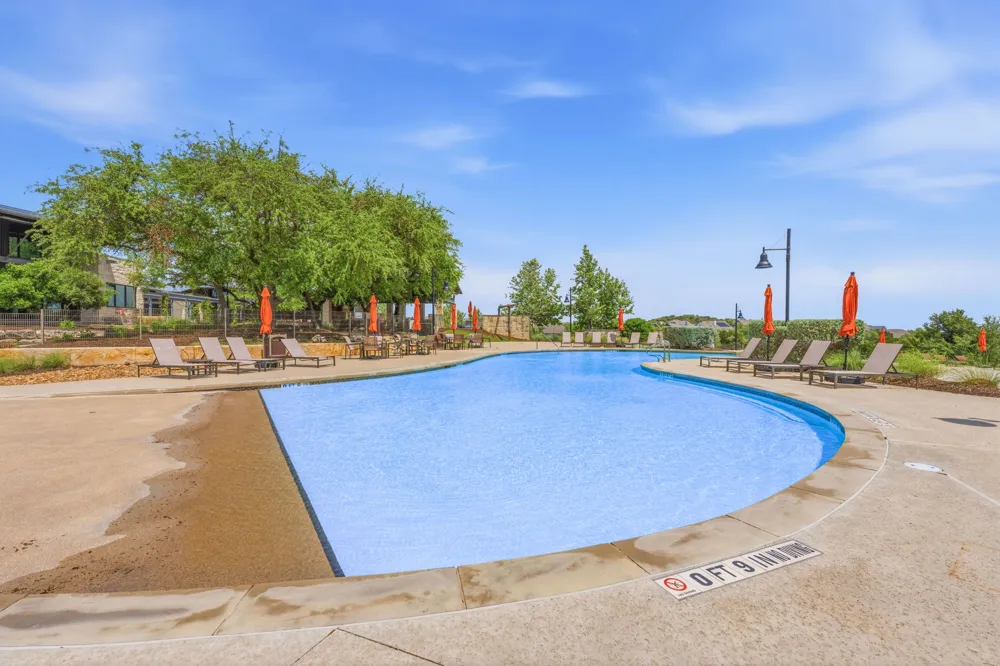 1102 Sage Thrasher Circle Dripping Springs, TX 78620