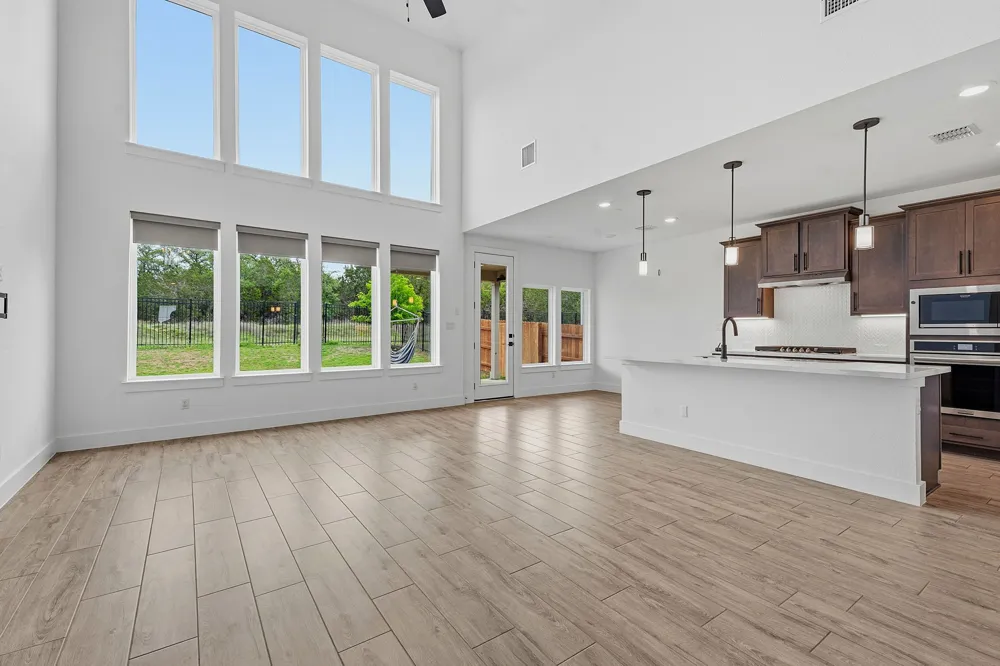 1102 Sage Thrasher Circle Dripping Springs, TX 78620
