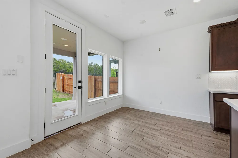 1102 Sage Thrasher Circle Dripping Springs, TX 78620