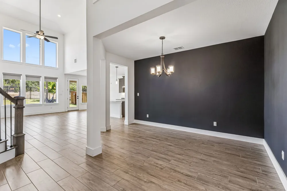 1102 Sage Thrasher Circle Dripping Springs, TX 78620
