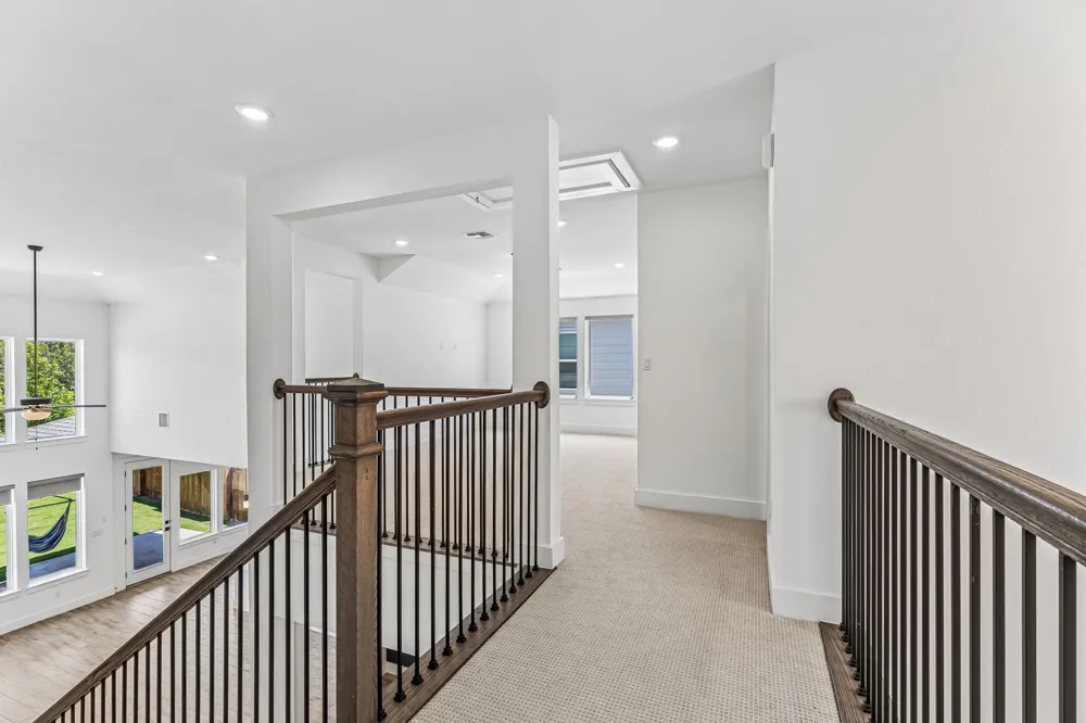 1102 Sage Thrasher Circle Dripping Springs, TX 78620