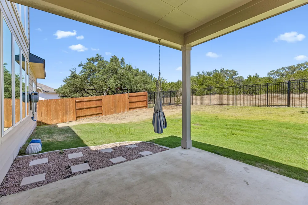 1102 Sage Thrasher Circle Dripping Springs, TX 78620