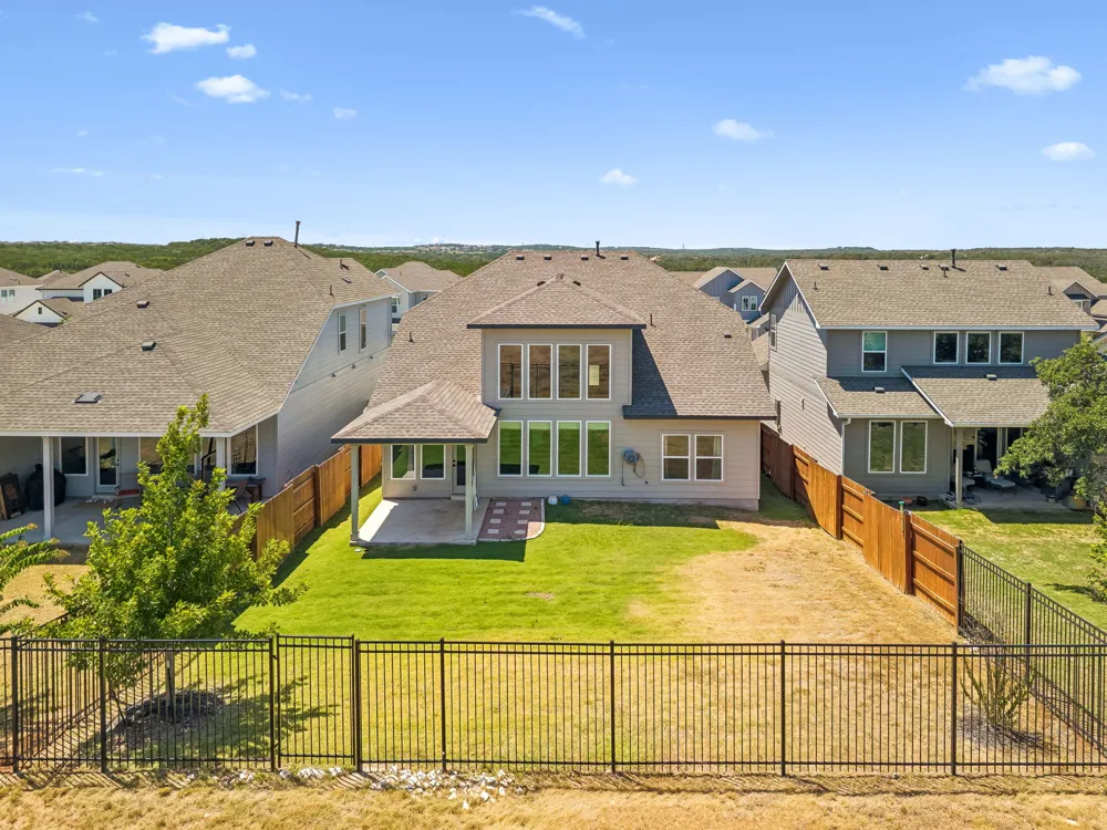 1102 Sage Thrasher Circle Dripping Springs, TX 78620