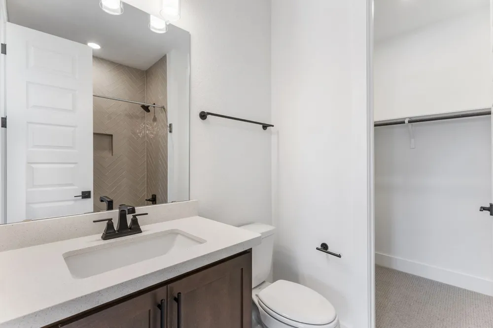 1102 Sage Thrasher Circle Dripping Springs, TX 78620
