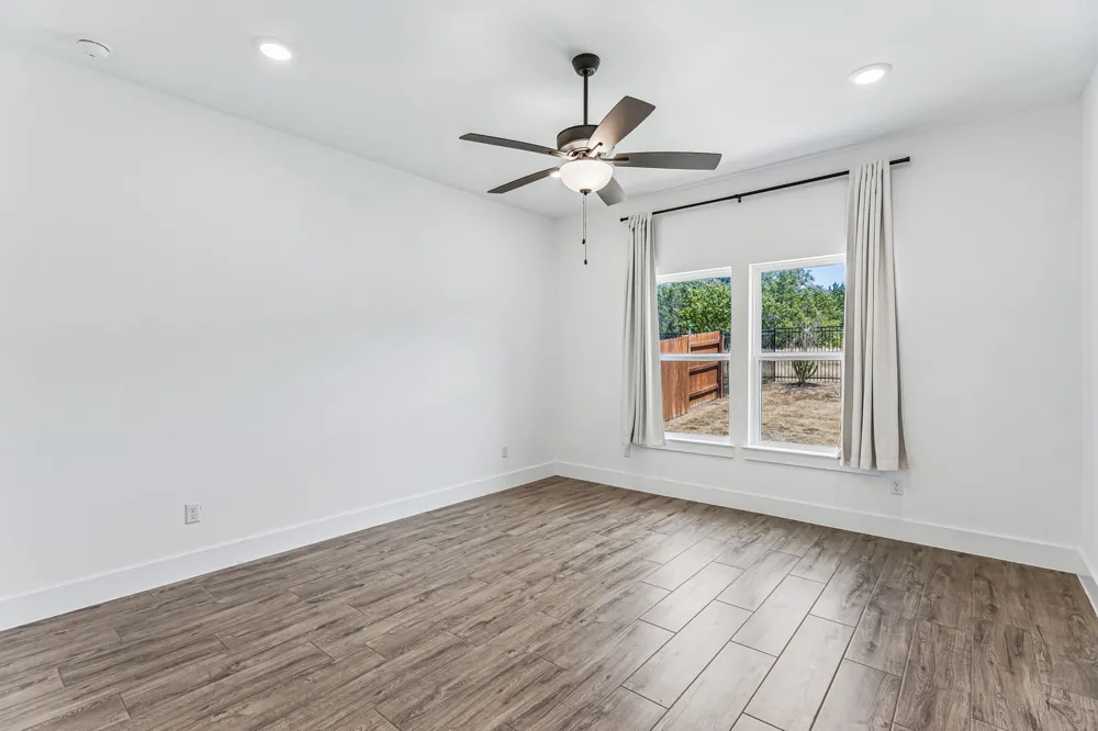1102 Sage Thrasher Circle Dripping Springs, TX 78620