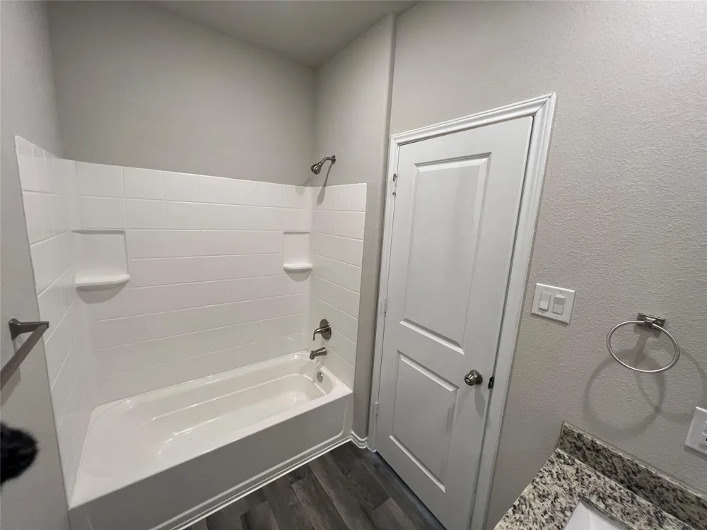11595 Persimmon Street Willis, TX 77318