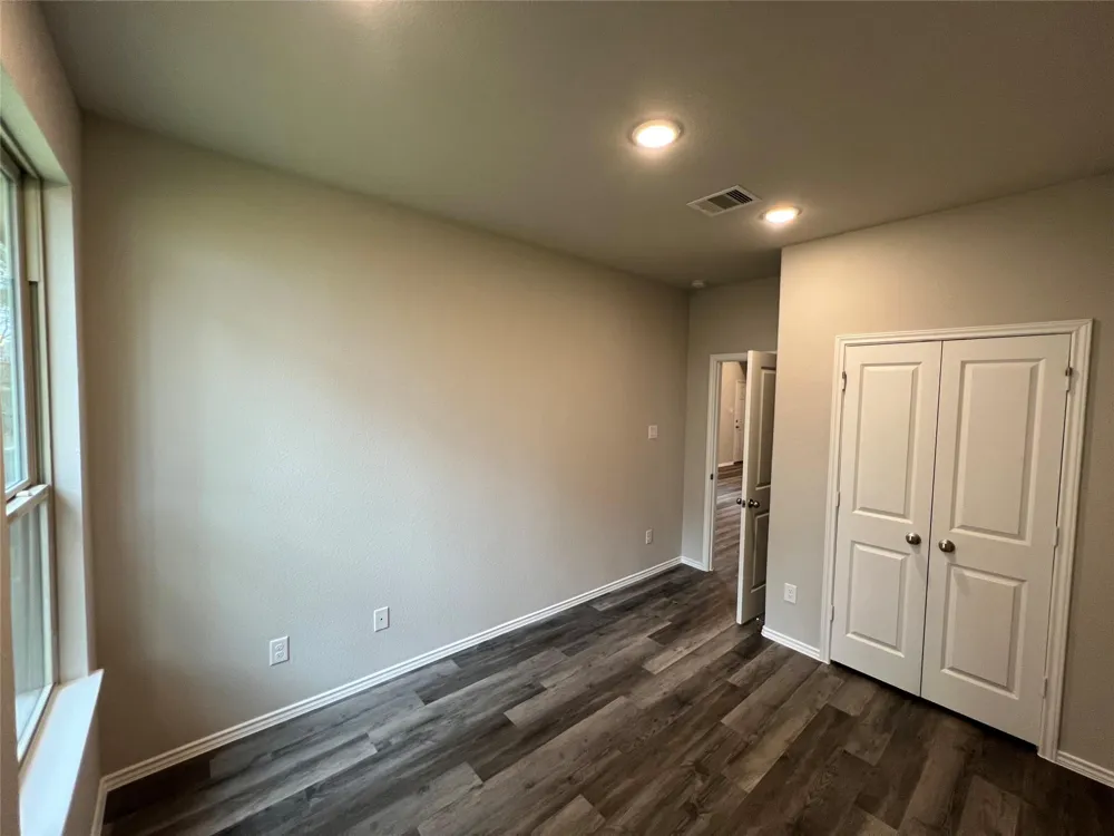 11595 Persimmon Street Willis, TX 77318