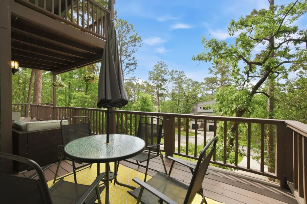 213 Lakefront Drive Onalaska, TX 77360