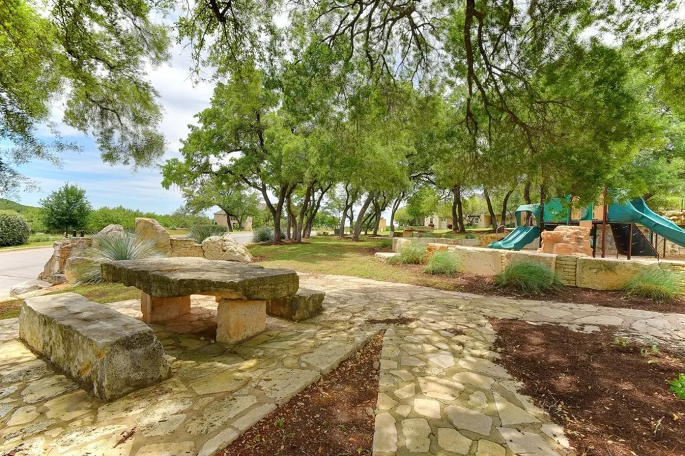 2204 Granite Hill Drive Leander, TX 78641