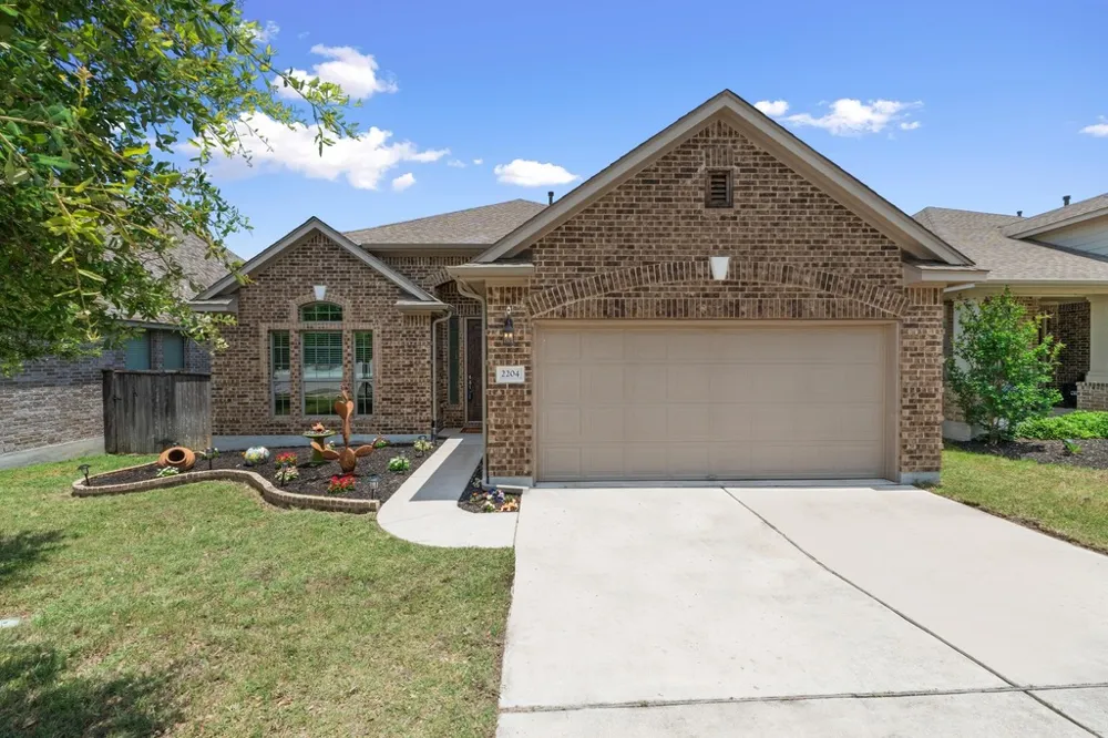 2204 Granite Hill Drive Leander, TX 78641