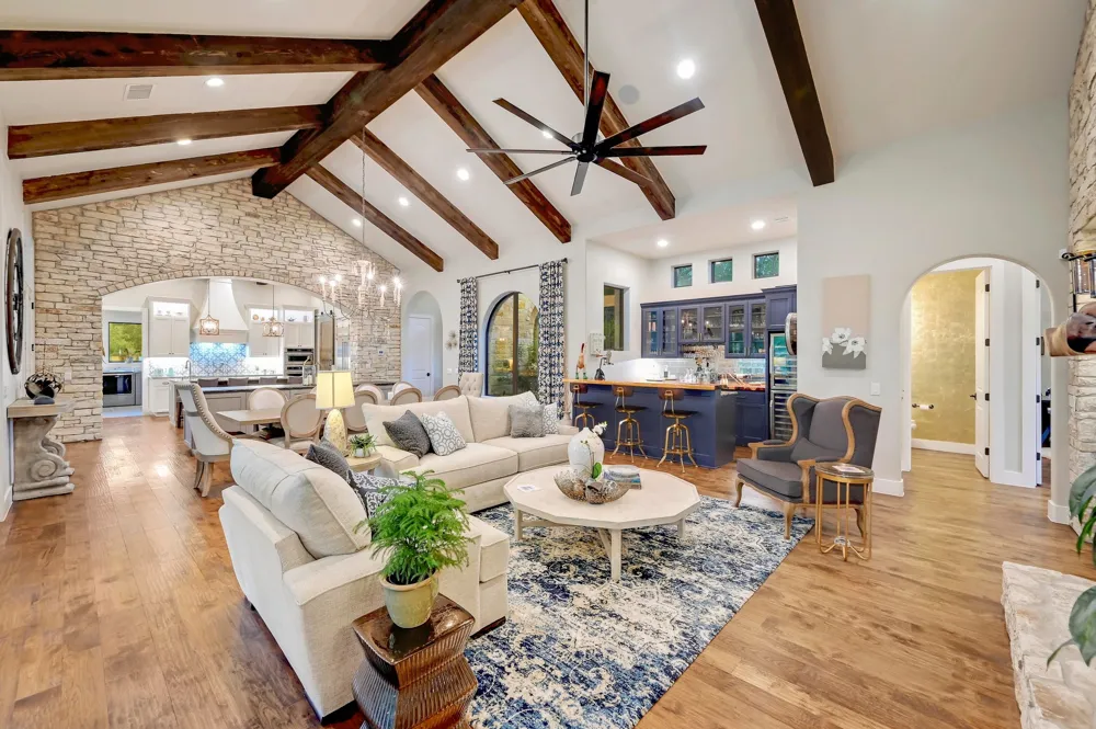 401 TRAIL RIDGE ROAD Wimberley, TX 78676