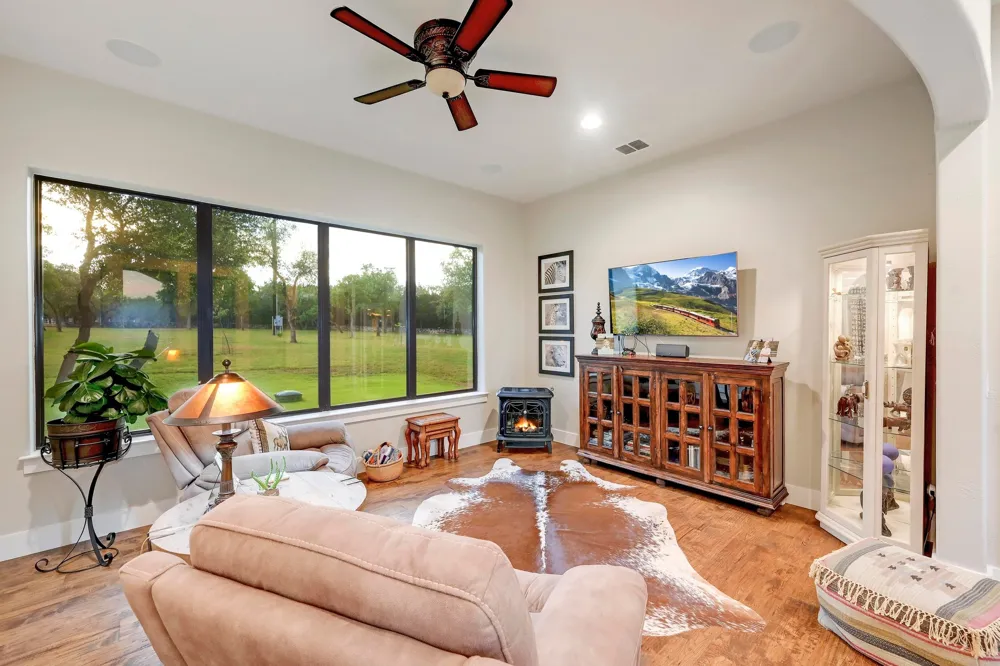 401 TRAIL RIDGE ROAD Wimberley, TX 78676
