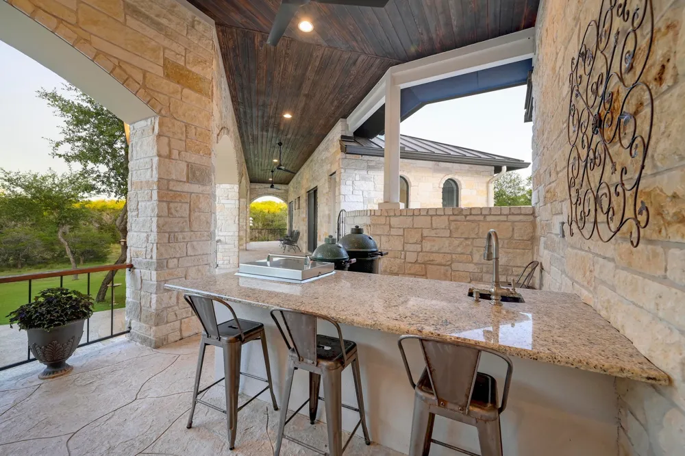 401 TRAIL RIDGE ROAD Wimberley, TX 78676