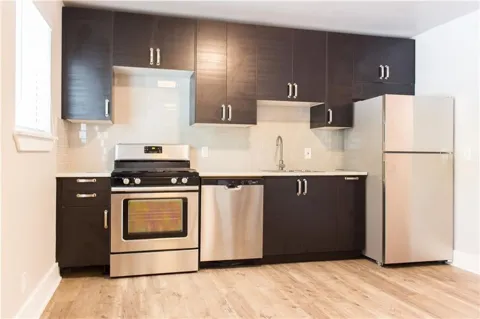 1302 E 52nd Street #101
