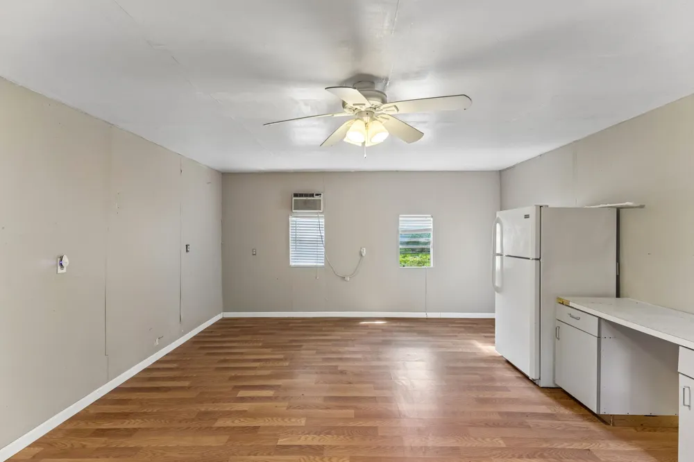 12747 Burson Drive Manchaca, TX 78652