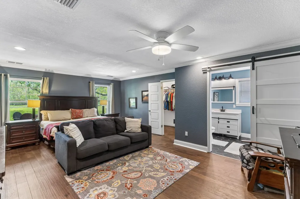 12747 Burson Drive Manchaca, TX 78652