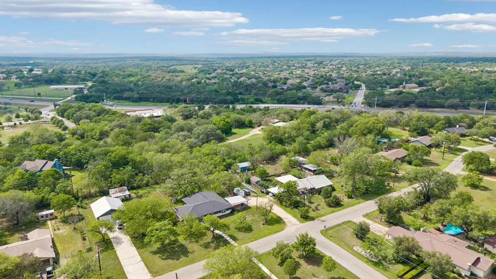 12747 Burson Drive Manchaca, TX 78652