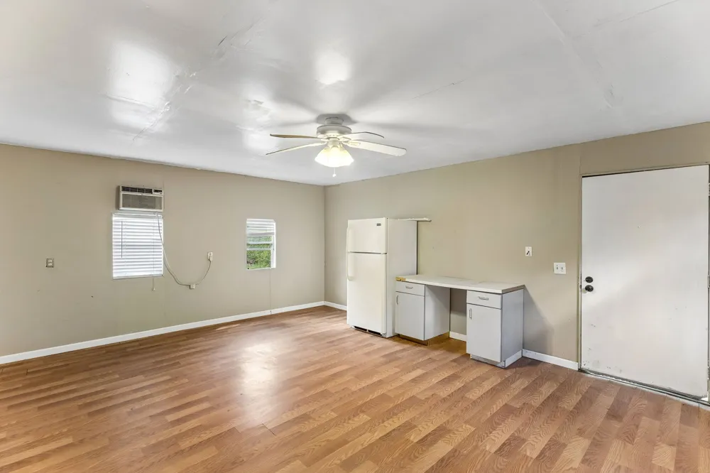 12747 Burson Drive Manchaca, TX 78652