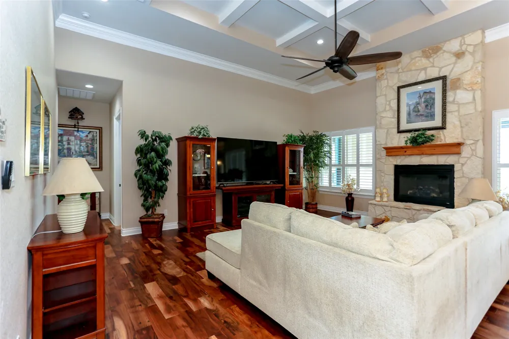 4013 Turning Leaf Drive Nolanville, TX 76559