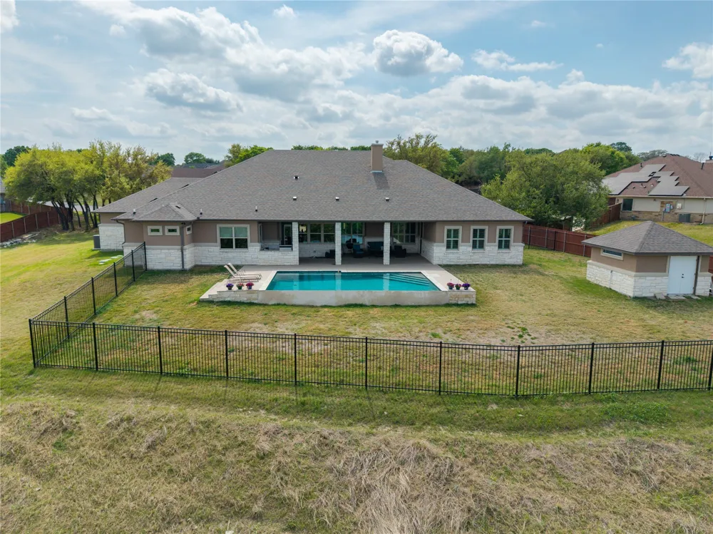 4013 Turning Leaf Drive Nolanville, TX 76559