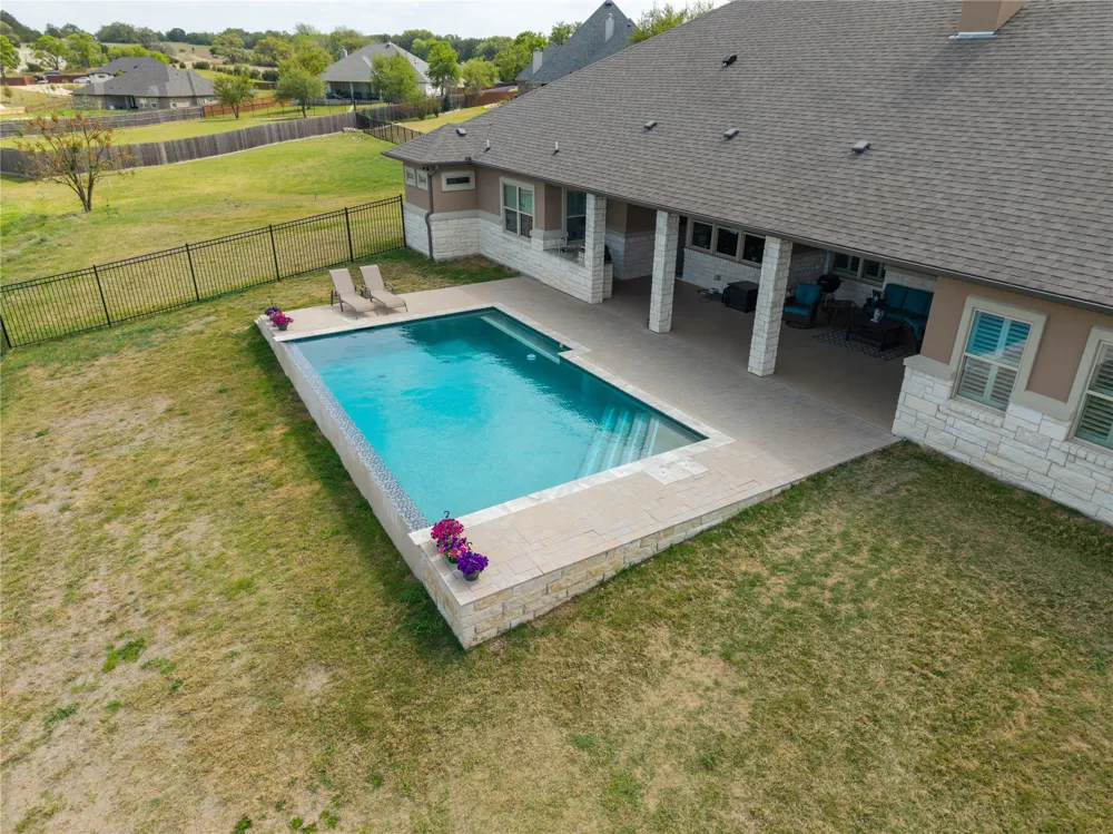4013 Turning Leaf Drive Nolanville, TX 76559