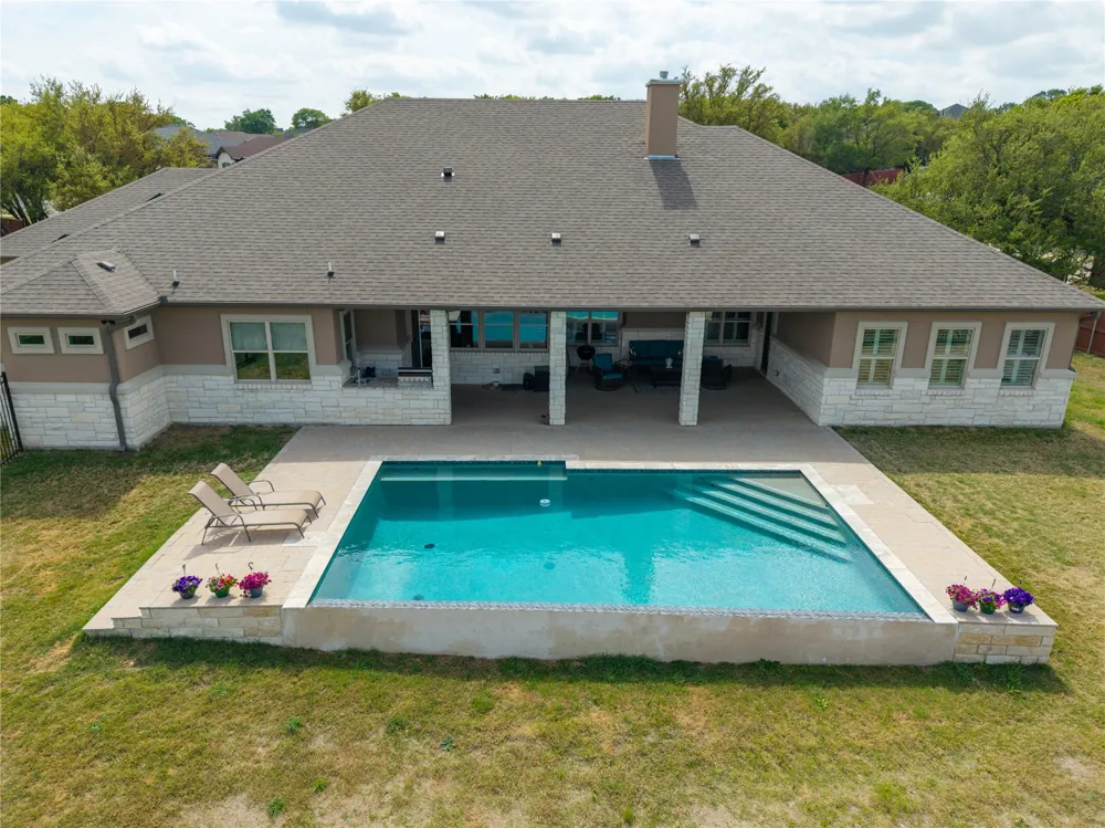4013 Turning Leaf Drive Nolanville, TX 76559