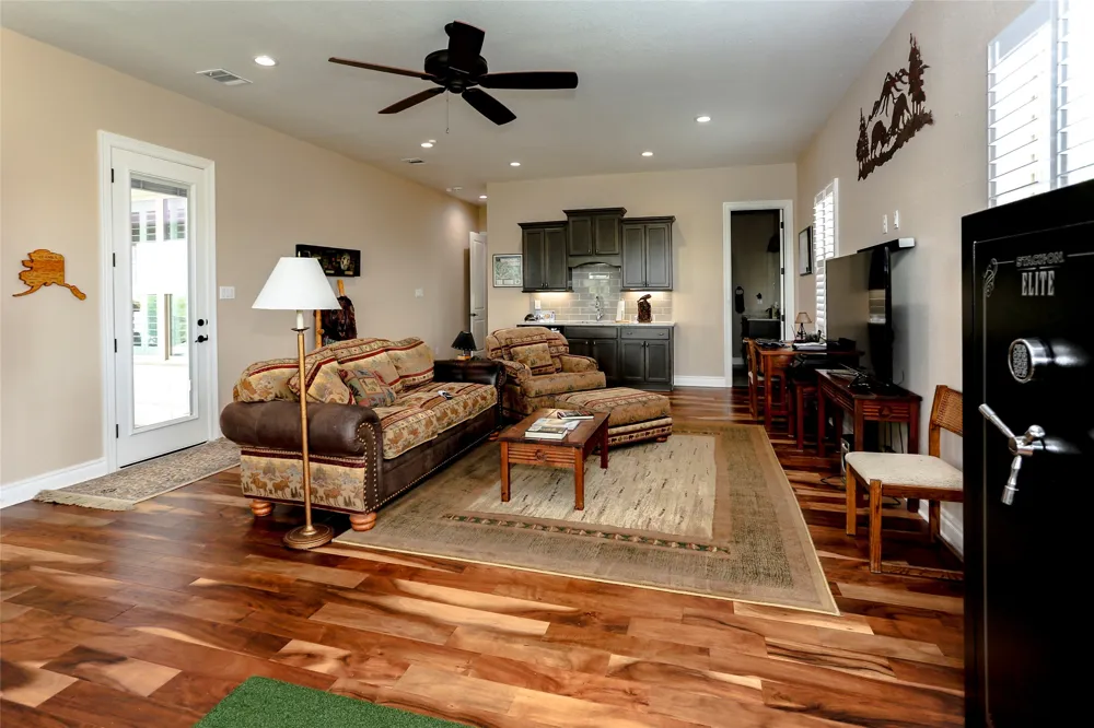 4013 Turning Leaf Drive Nolanville, TX 76559