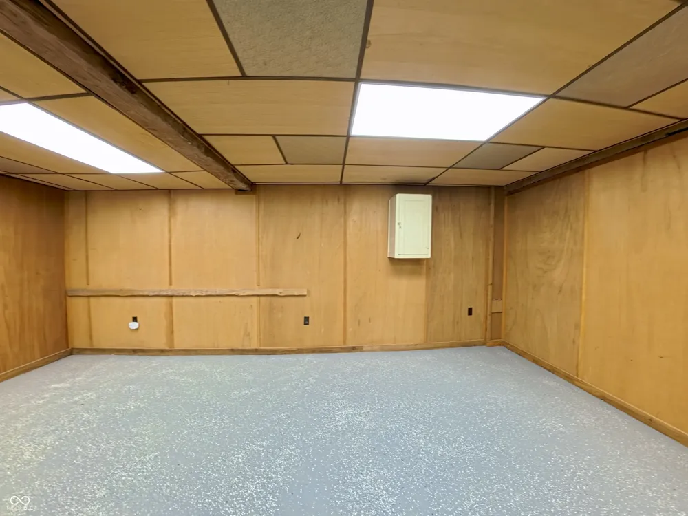 483 E North Street Morristown, IN 46161