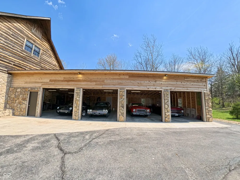 483 E North Street Morristown, IN 46161