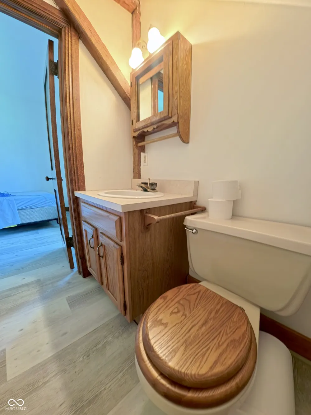 483 E North Street Morristown, IN 46161