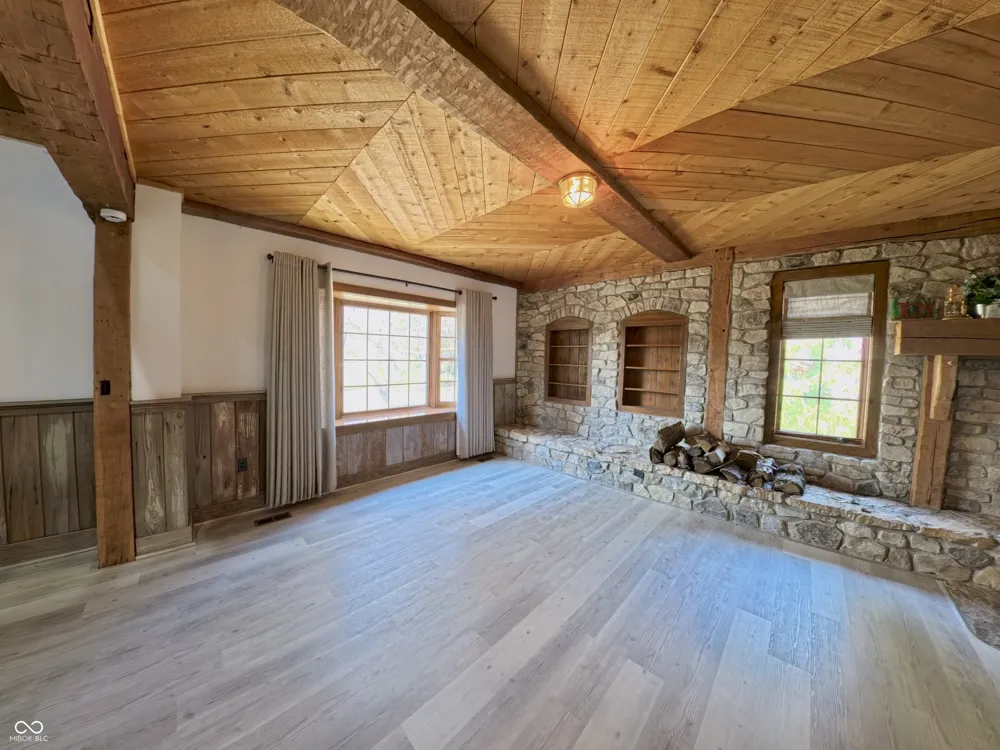 483 E North Street Morristown, IN 46161