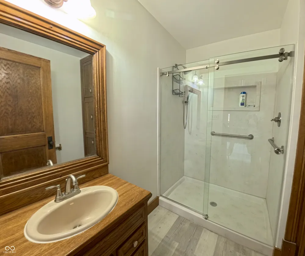 483 E North Street Morristown, IN 46161