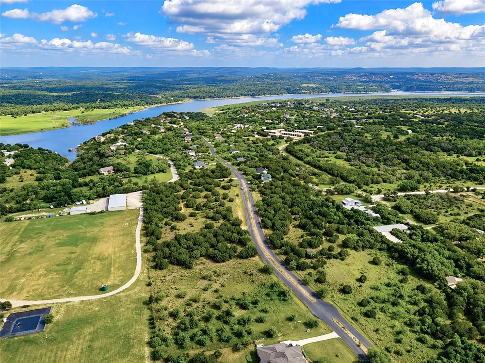 19 Ridge Harbor Drive Spicewood, TX 78669