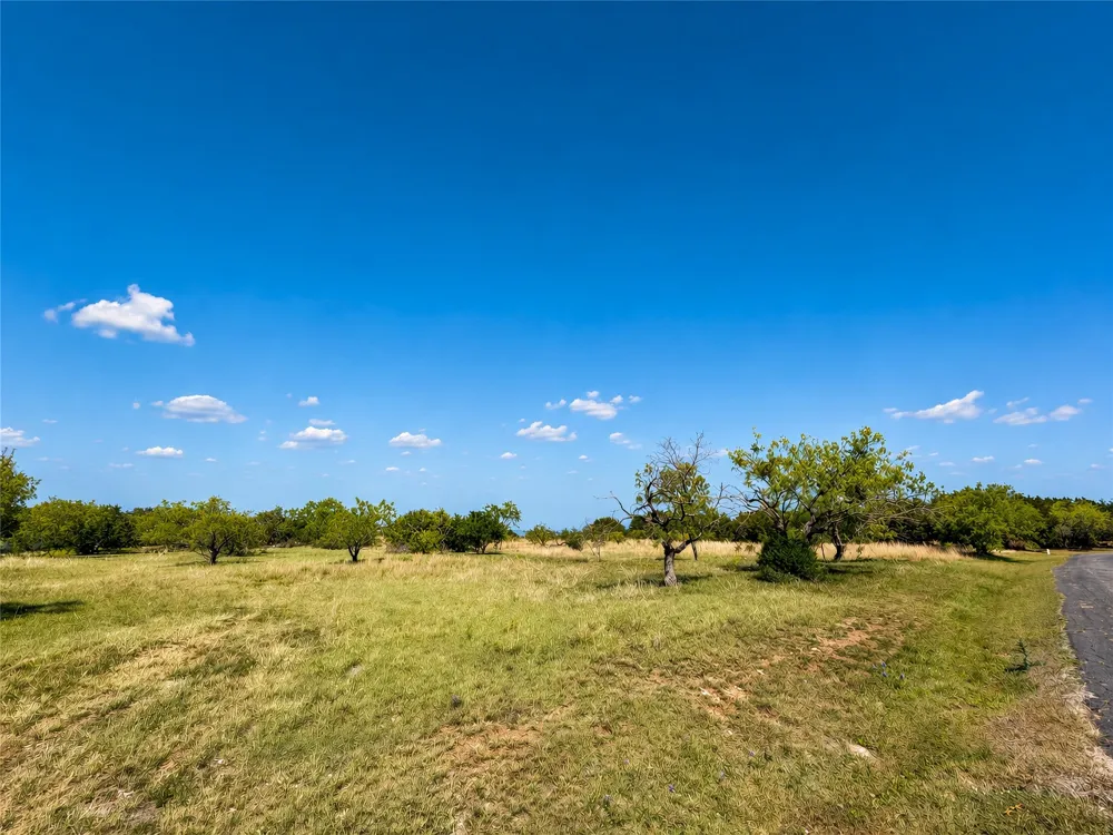 19 Ridge Harbor Drive Spicewood, TX 78669