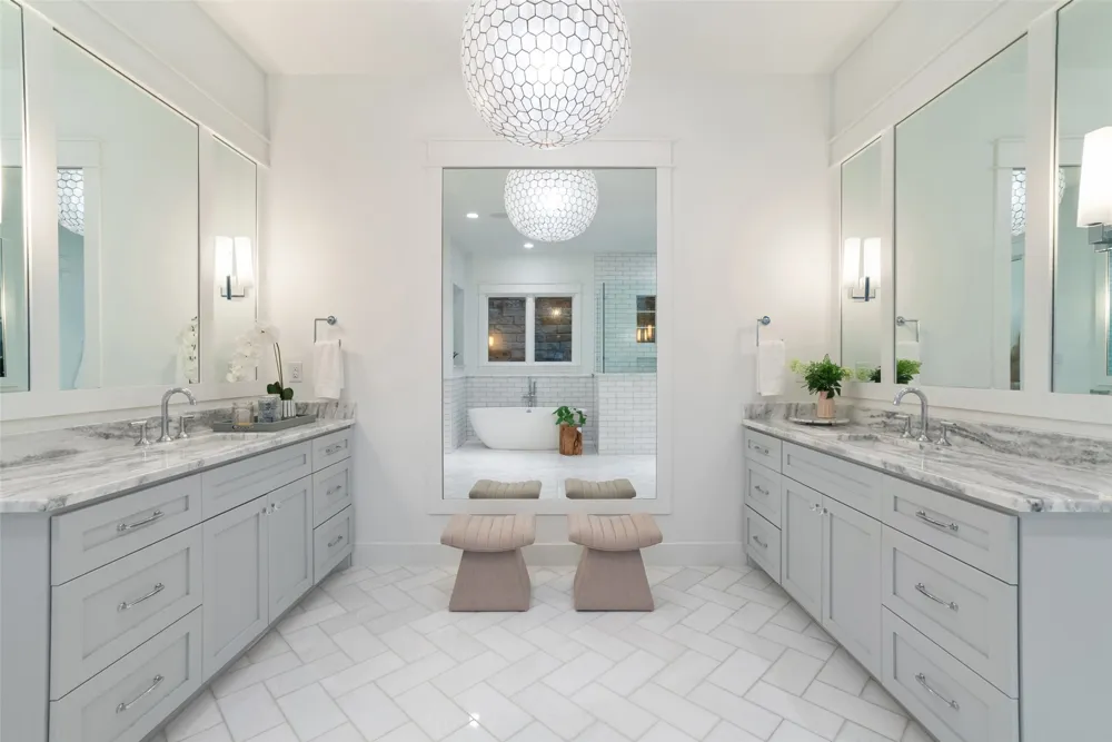 16908 Whispering Breeze Austin, TX 78738