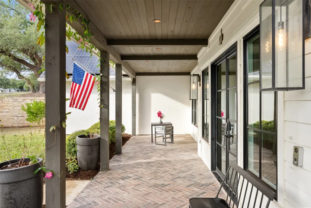 16908 Whispering Breeze Austin, TX 78738
