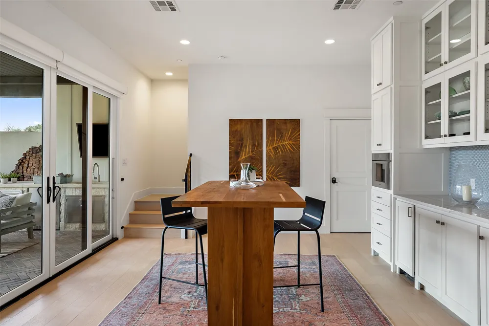 16908 Whispering Breeze Austin, TX 78738